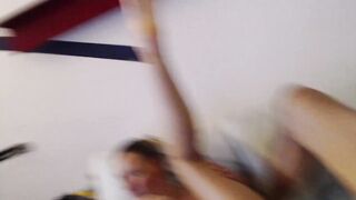 Verheiratetes amateur Paare spielt vor der Kamera beim Sex